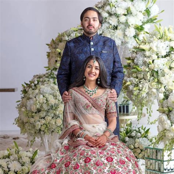 Akash Ambani Height, Weight, Age, Spouse, Biography, Family