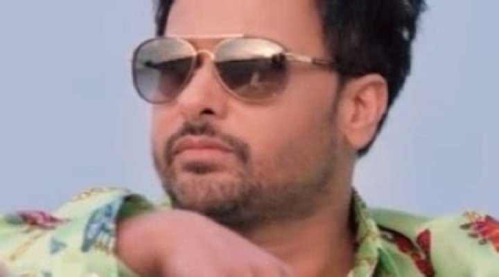 Amrinder Gill Height, Weight, Age, Spouse, Biography, Family, Facts