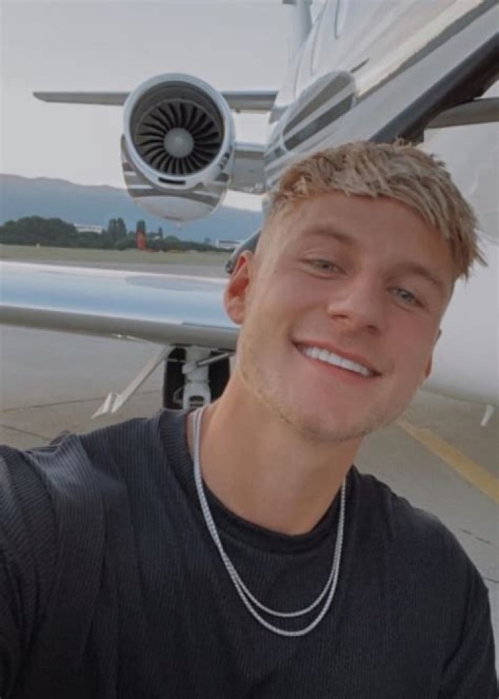 Max Wyatt Height, Weight, Age, Girlfriend, Facts, Biography