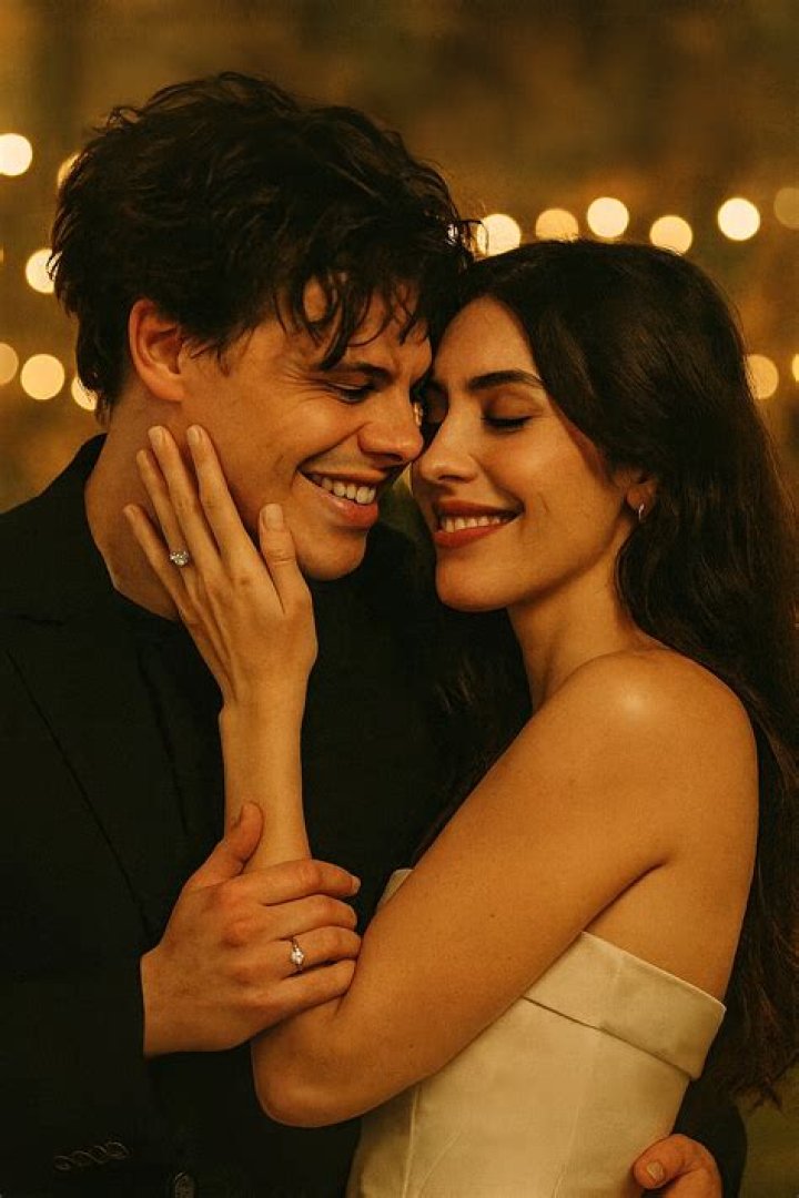 Who is Jesse Jo Stark Dating Now